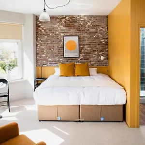 Apartment Settle - Stylish Self Check-in & Self Catering, Southampton